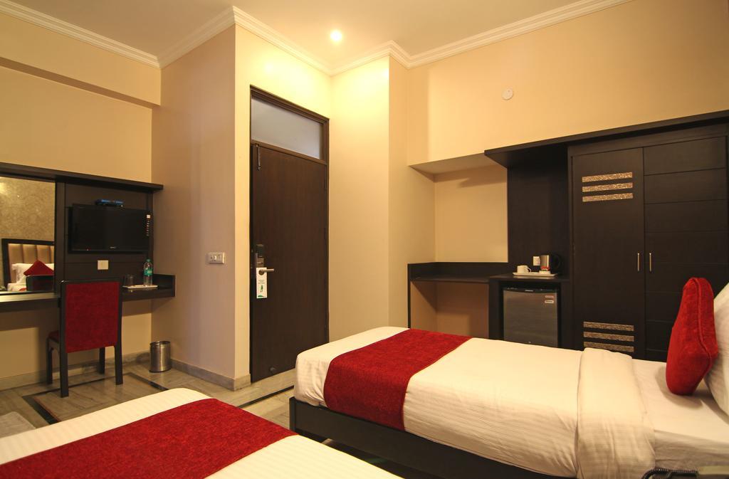 เลอ กร็อง โฮเต็ล Hotel หริทวาร ภายนอก รูปภาพ